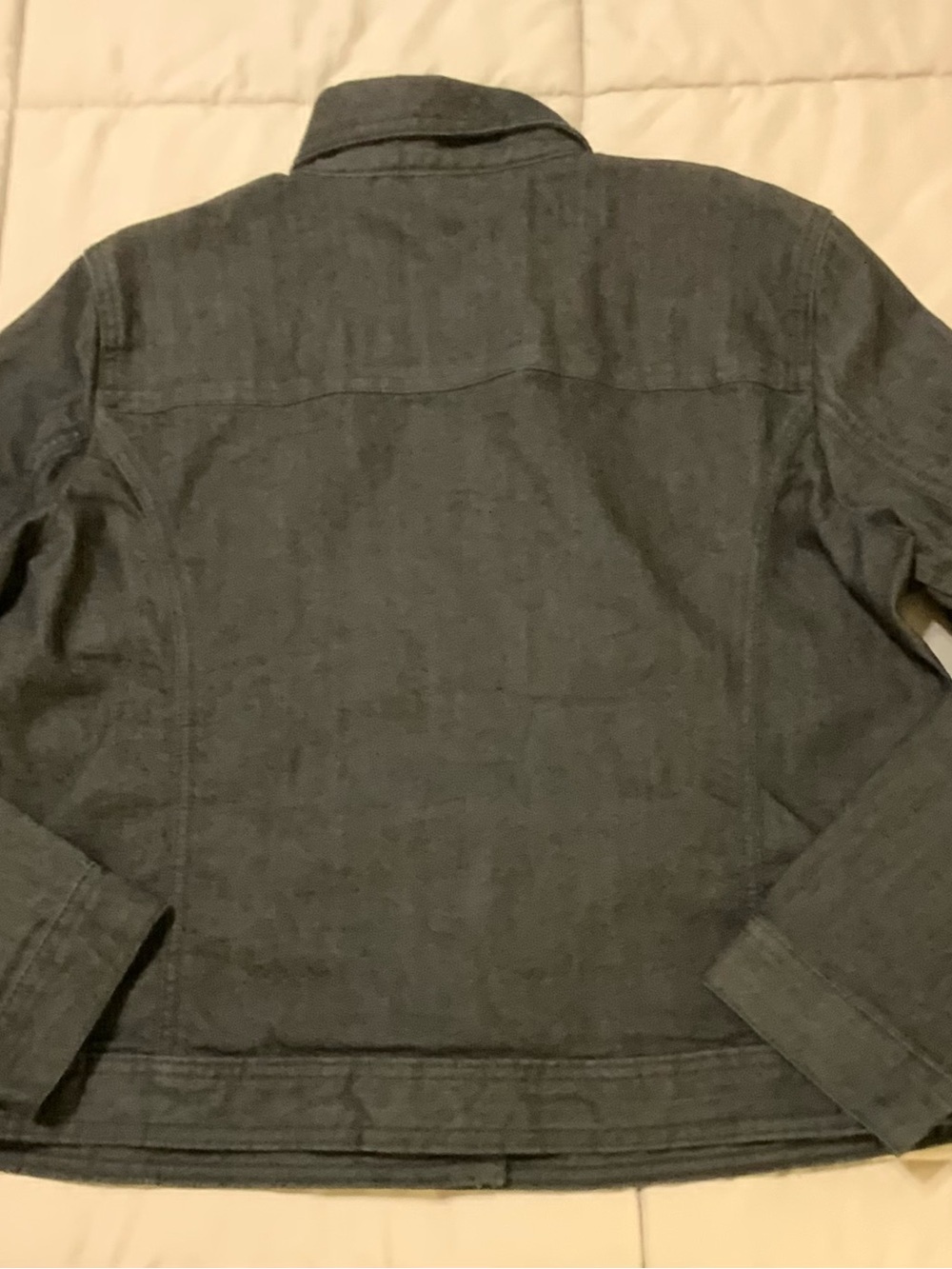 Chico's Platinum Dark Wash Denim Jacket with Beaded Shoulder Embellishments Sz 2 - Picture 8 of 9